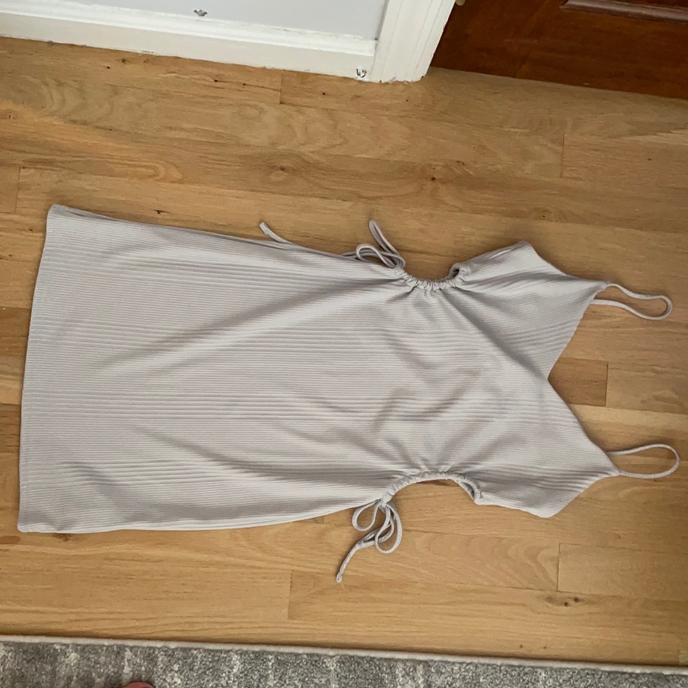 NEW no tags Topshop women’s juniors size 4 short cutout dress - Picture 6 of 6